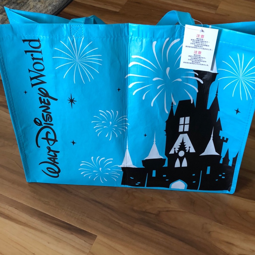 NWT Disney Gift Bag